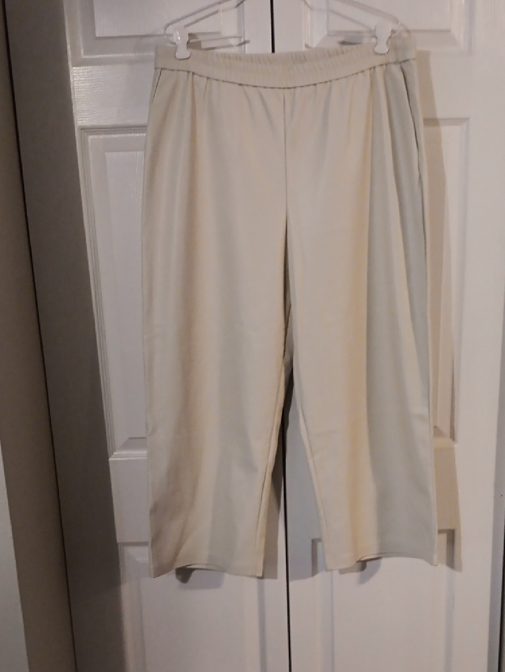dennis basso Cream Cropped Wide-Leg Pants